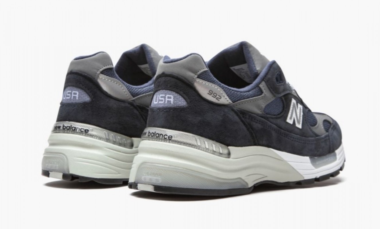 NEW BALANCE 992 Made in USA Navy Grey