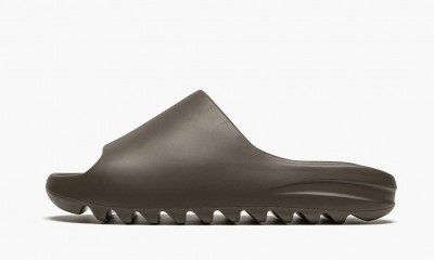 Adidas Yeezy Slide "Soot"