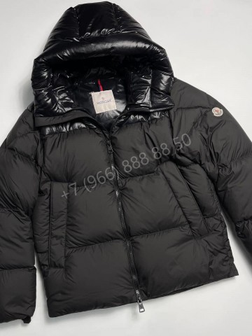 Пуховик Moncler