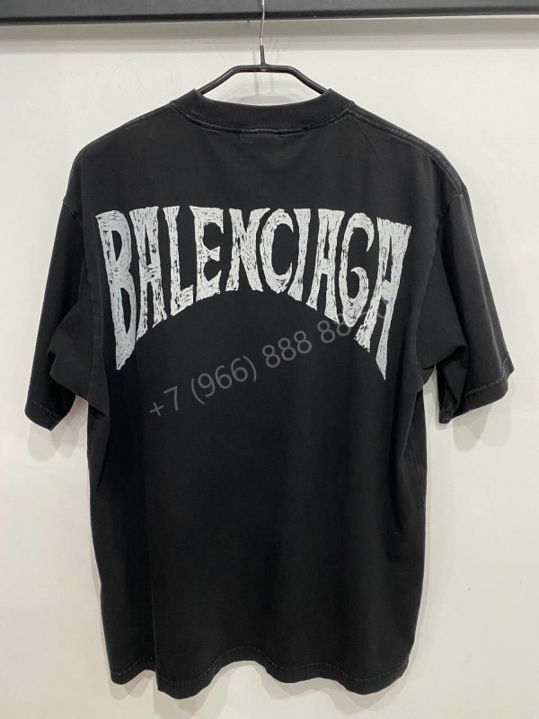 Футболка Balenciaga