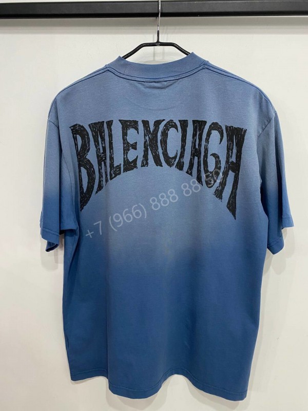 Футболка Balenciaga