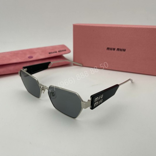 Солнцезащитные очки MIU MIU