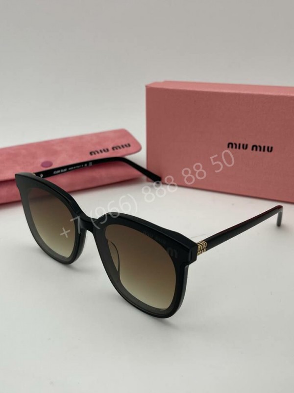 Солнцезащитные очки MIU MIU