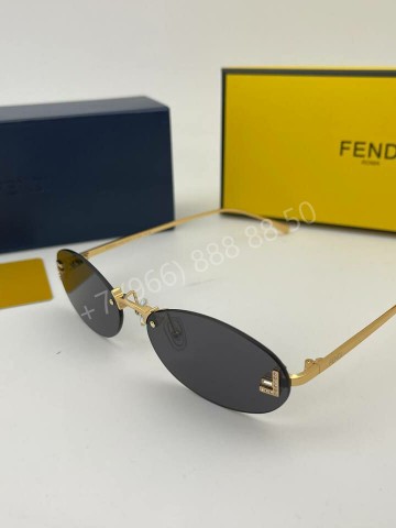 Солнцезащитные очки Fendi