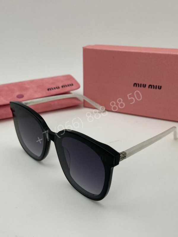 Солнцезащитные очки MIU MIU