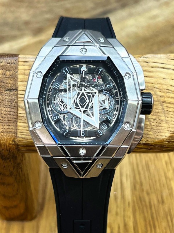 Часы Hublot