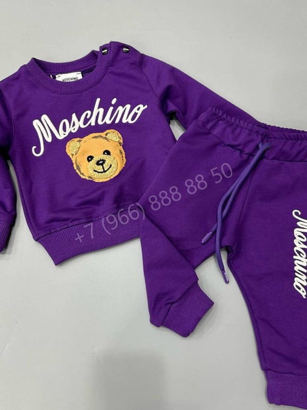 Костюм Moschino