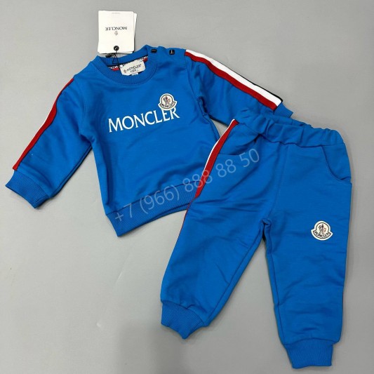 Костюм Moncler