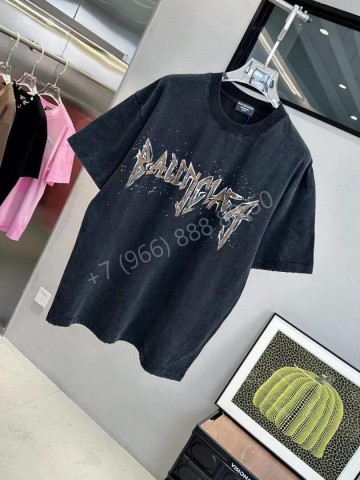 Футболка Balenciaga