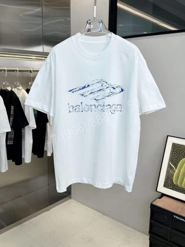 Футболка Balenciaga