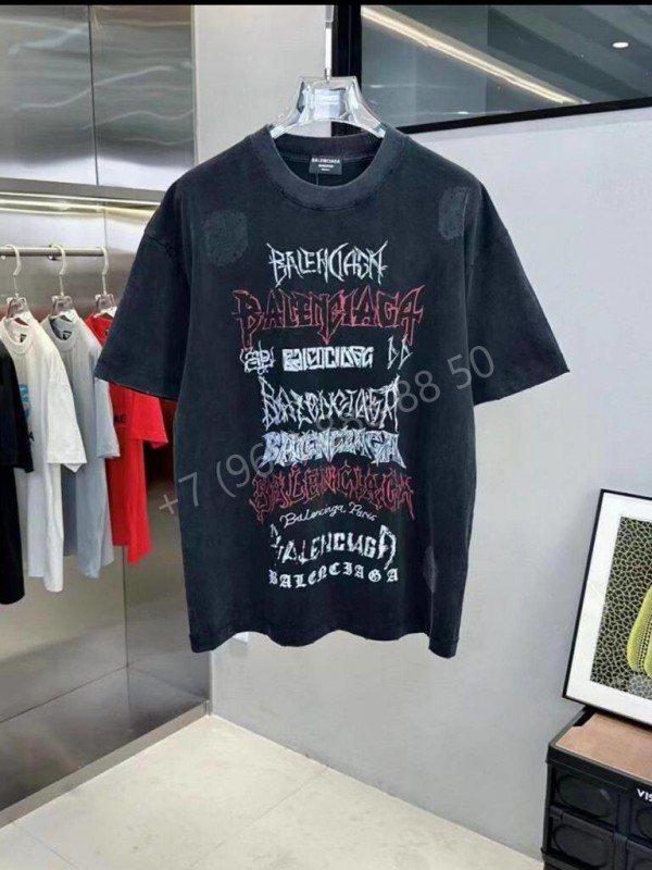 Футболка Balenciaga