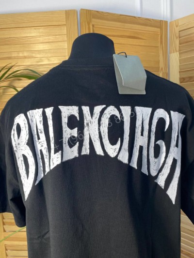 Футболка Balenciaga