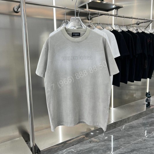 Футболка Balenciaga