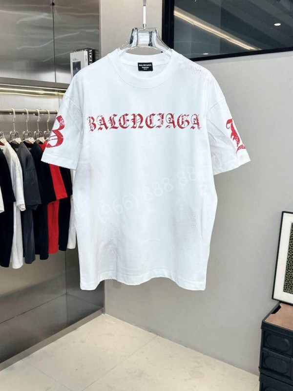 Футболка Balenciaga