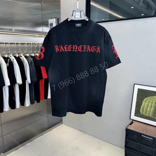 Футболка Balenciaga