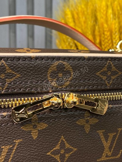 Косметичка Louis Vuitton