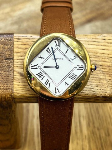 Часы Cartier