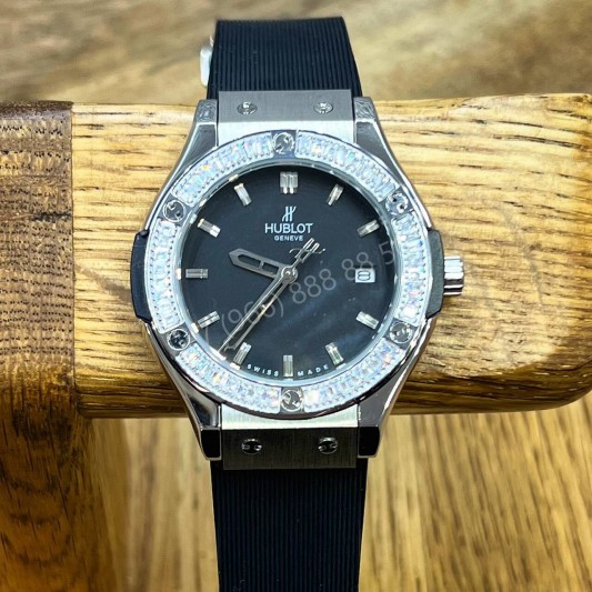 Часы Hublot