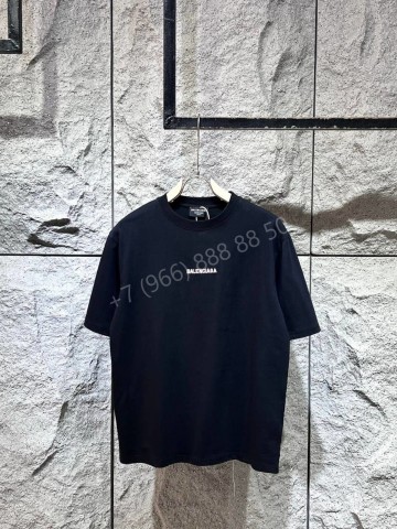 Футболка Balenciaga