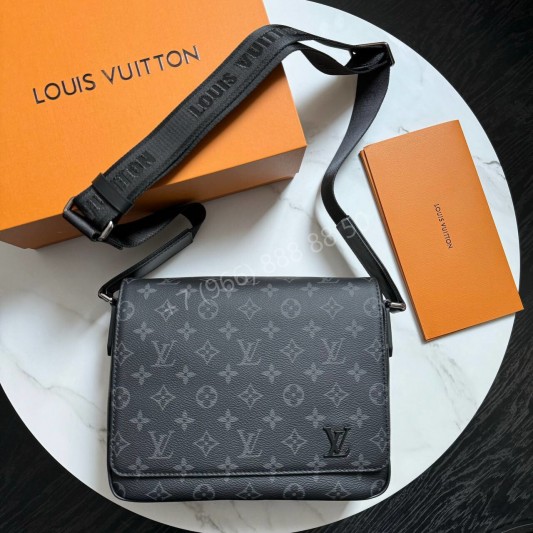 Сумка-мессенджер Louis Vuitton