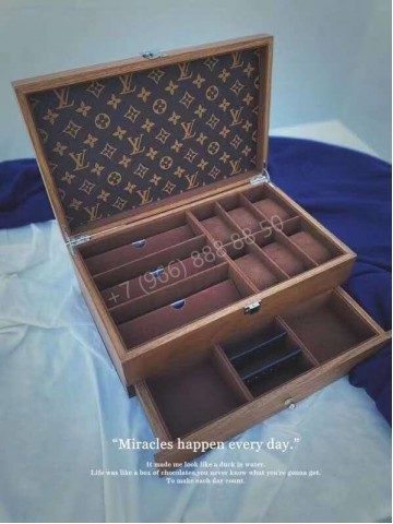 Шкатулка Louis Vuitton
