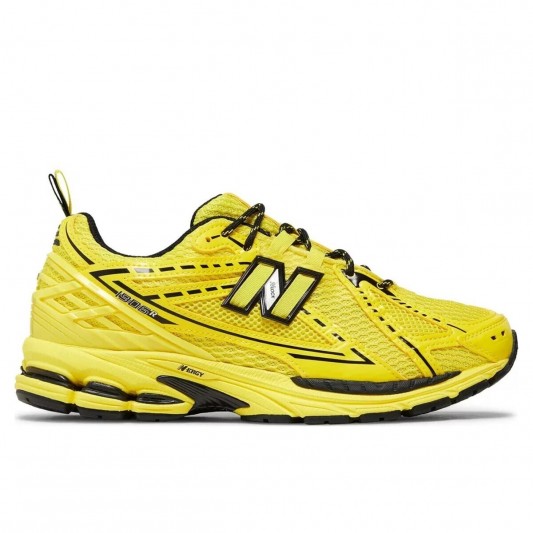 Кроссовки New Balance 1906R Blazing Yellow