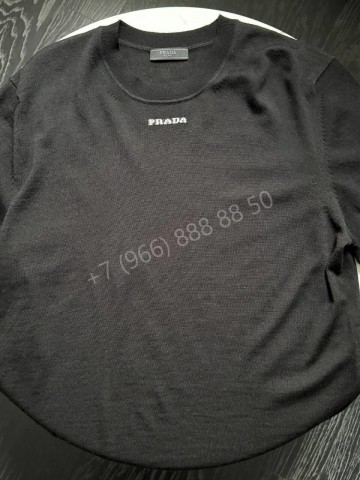 Футболка Prada