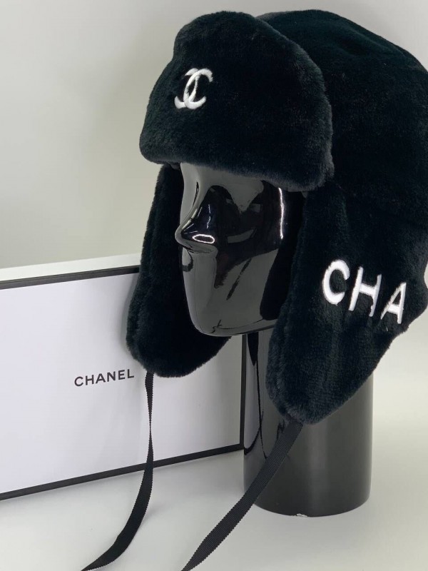 Шапка CHANEL