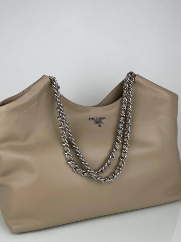 Сумка Prada