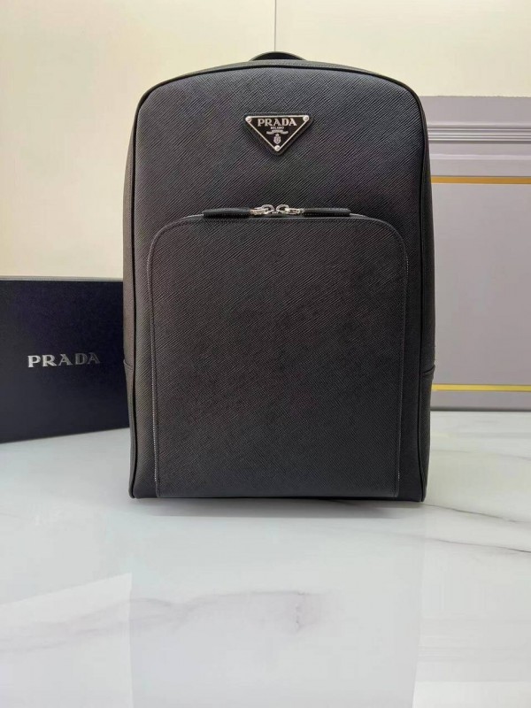 Рюкзак Prada Saffiano