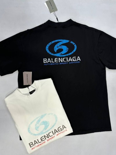 Футболка Balenciaga