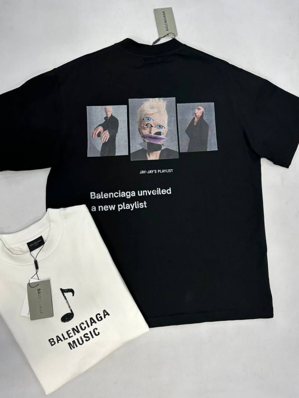 Футболка Balenciaga