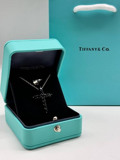 Крест Tiffany & Co. 2 см