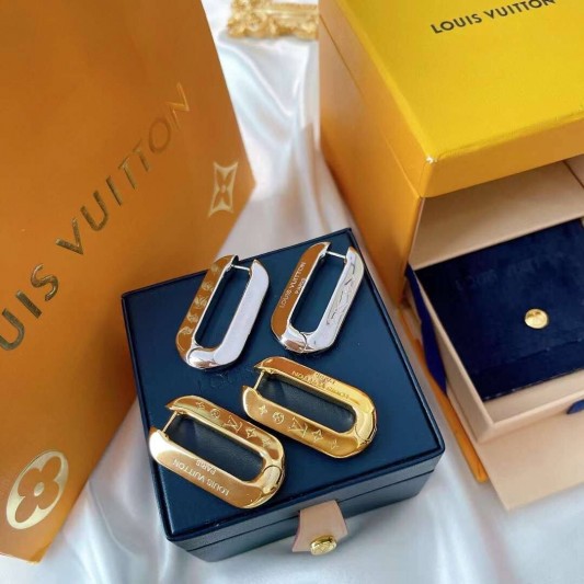 Серьги Louis Vuitton