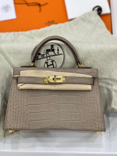 Сумка Hermes из кожи крокодила