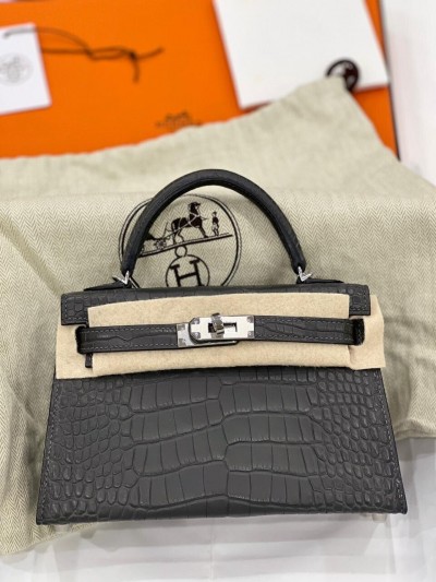 Сумка Hermes из кожи крокодила