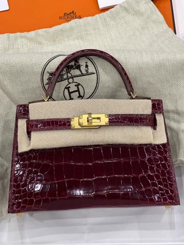 Сумка Hermes из кожи крокодила
