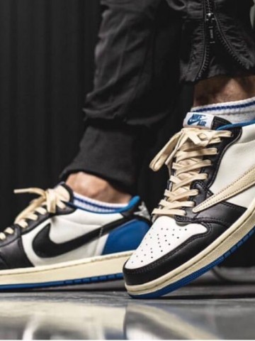 Кеды Travis Scott & Fragment & Air Jordan 1 Low