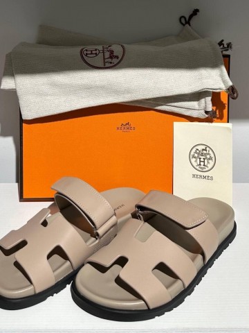 Шлепанцы Hermes