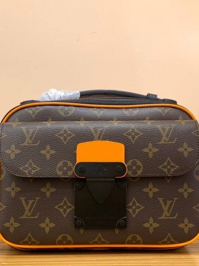 Сумка Louis Vuitton