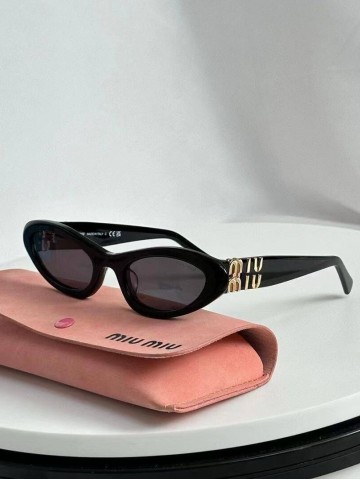 Солнцезащитные очки MIU MIU