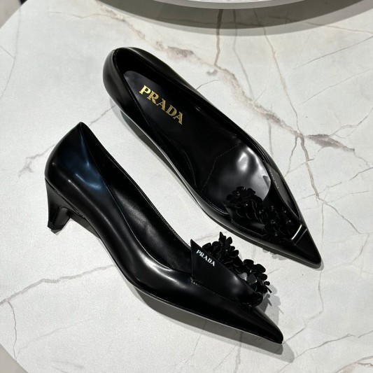 Туфли Prada