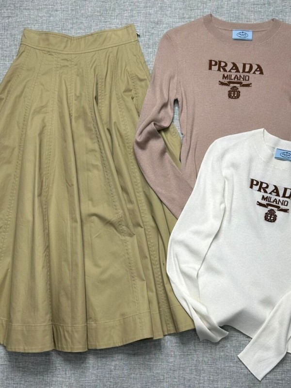 Лонгслив Prada