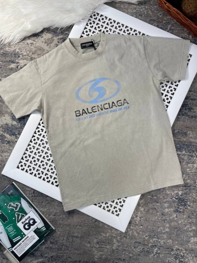 Футболка Balenciaga