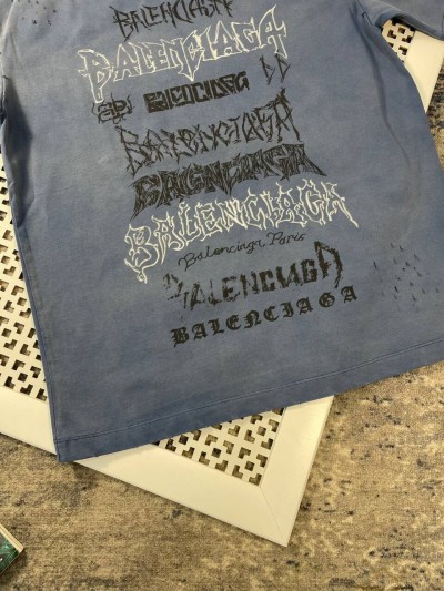 Футболка Balenciaga