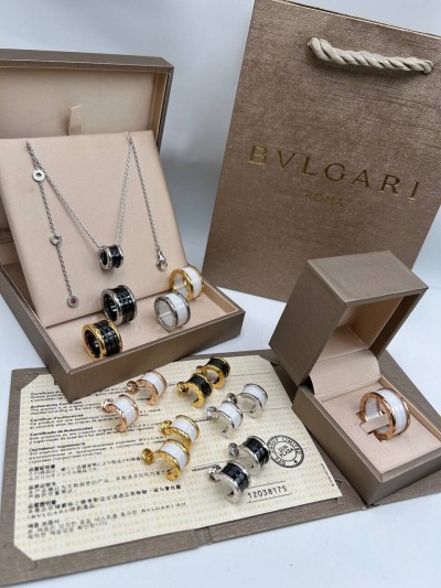 Серьги Bvlgari