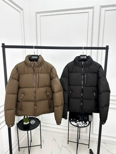 Пуховик Moncler