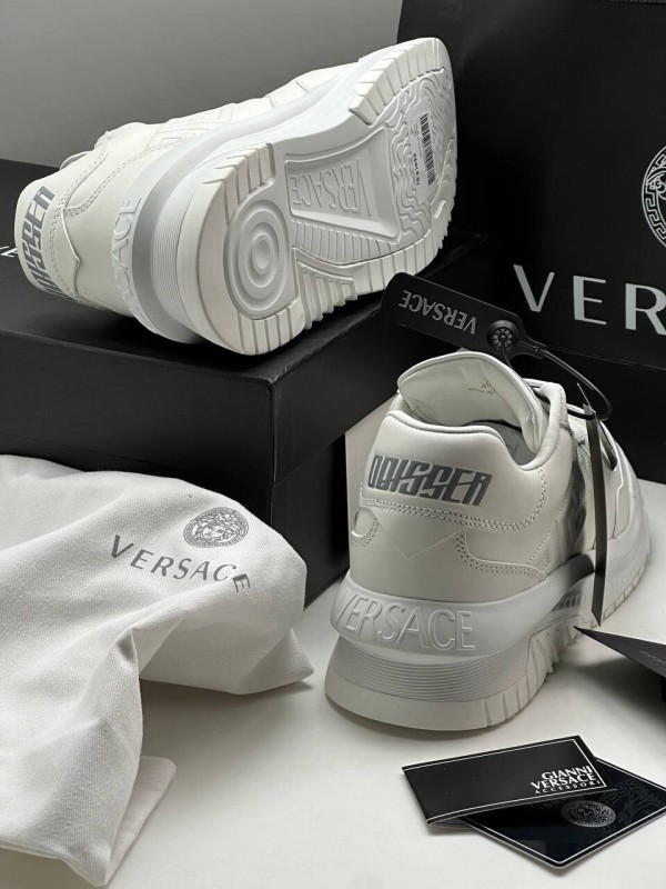 Кроссовки Versace