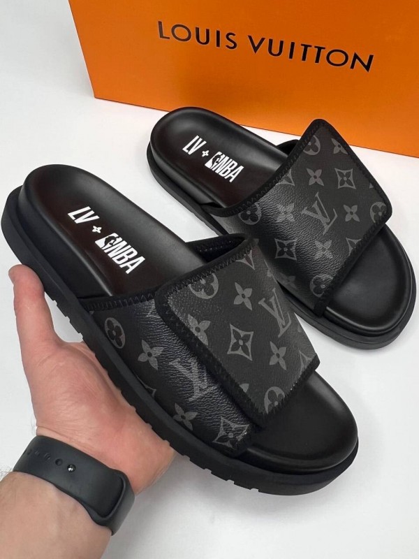 Шлепанцы Louis Vuitton