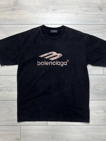 Футболка Balenciaga